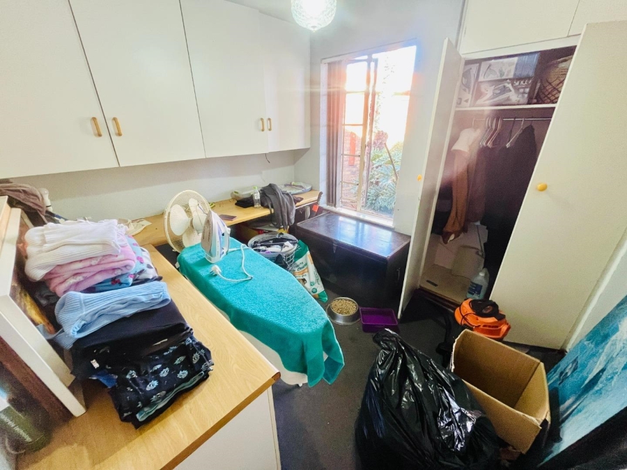 4 Bedroom Property for Sale in Suideroord Gauteng