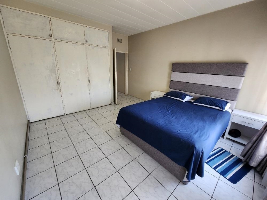 2 Bedroom Property for Sale in Wychwood Gauteng