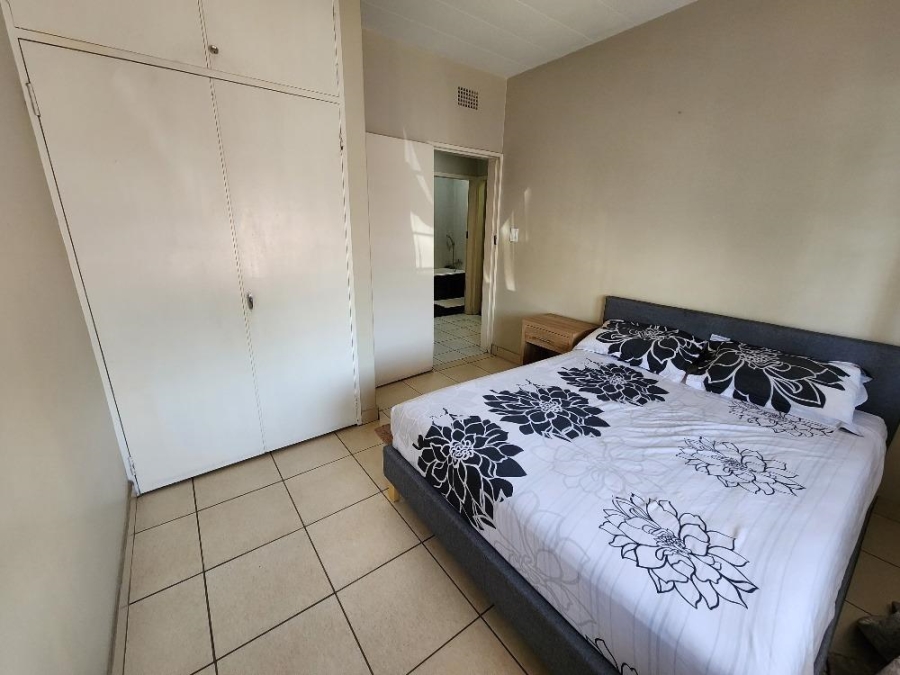 2 Bedroom Property for Sale in Wychwood Gauteng