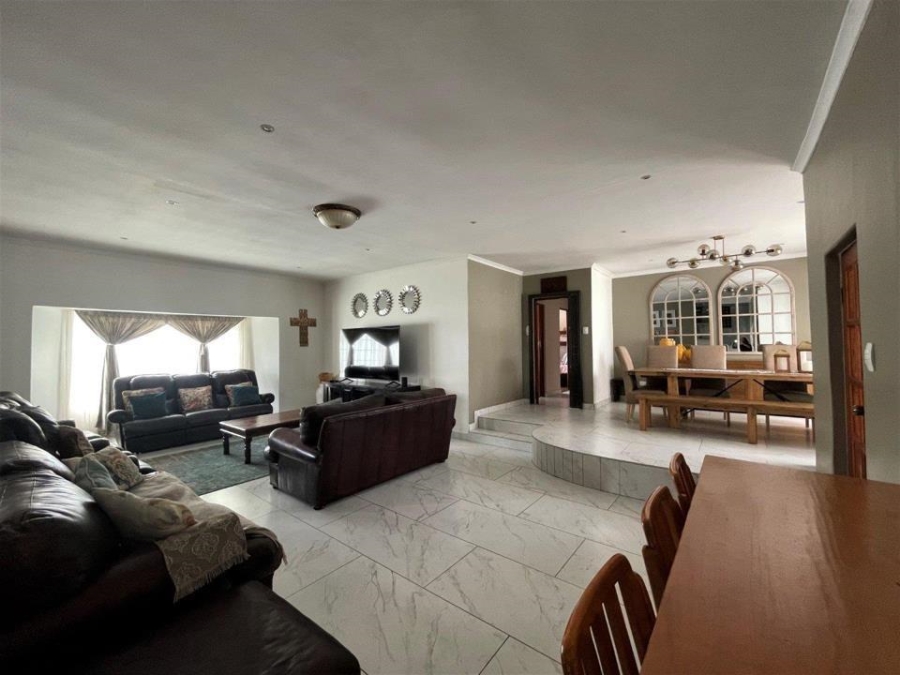 3 Bedroom Property for Sale in Castleview Gauteng