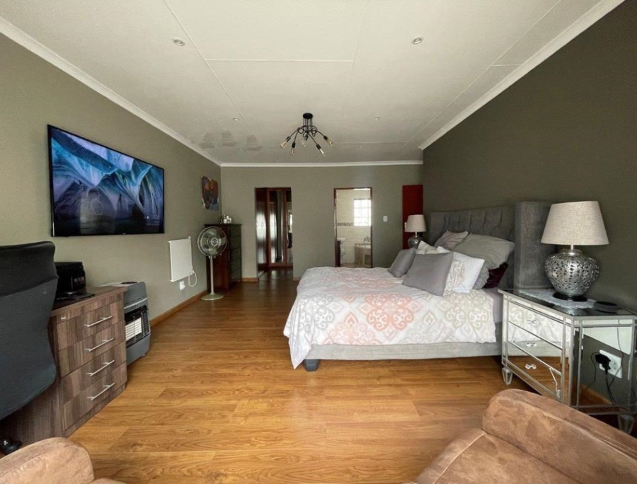 3 Bedroom Property for Sale in Castleview Gauteng