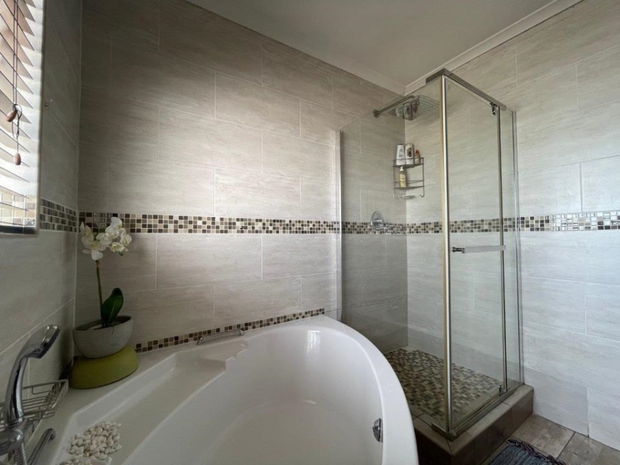 3 Bedroom Property for Sale in Castleview Gauteng