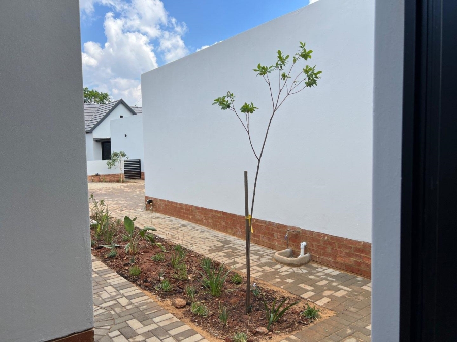 To Let 3 Bedroom Property for Rent in Olympus Gauteng