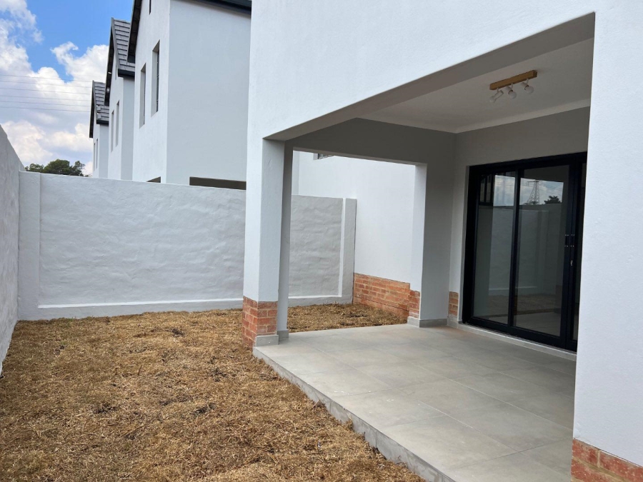 To Let 3 Bedroom Property for Rent in Olympus Gauteng