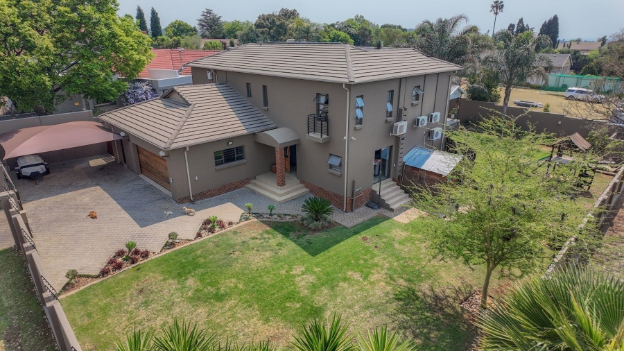 4 Bedroom Property for Sale in Fairland Gauteng