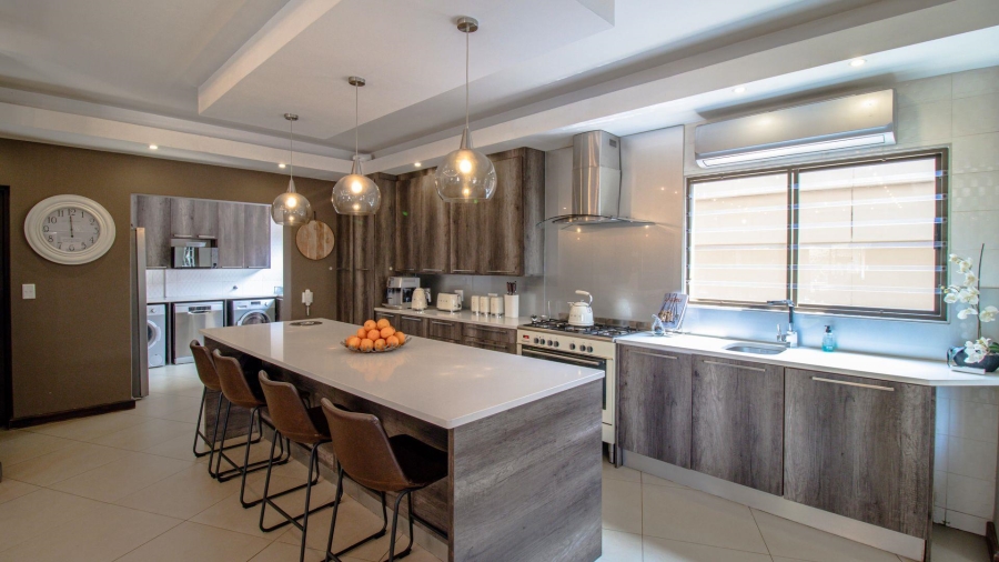 4 Bedroom Property for Sale in Fairland Gauteng