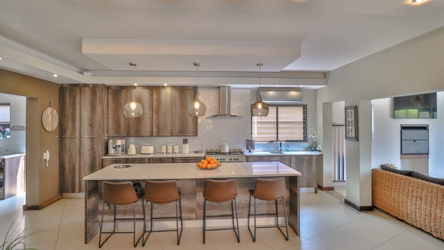 4 Bedroom Property for Sale in Fairland Gauteng