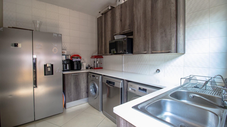 4 Bedroom Property for Sale in Fairland Gauteng