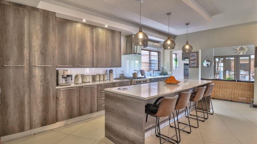 4 Bedroom Property for Sale in Fairland Gauteng