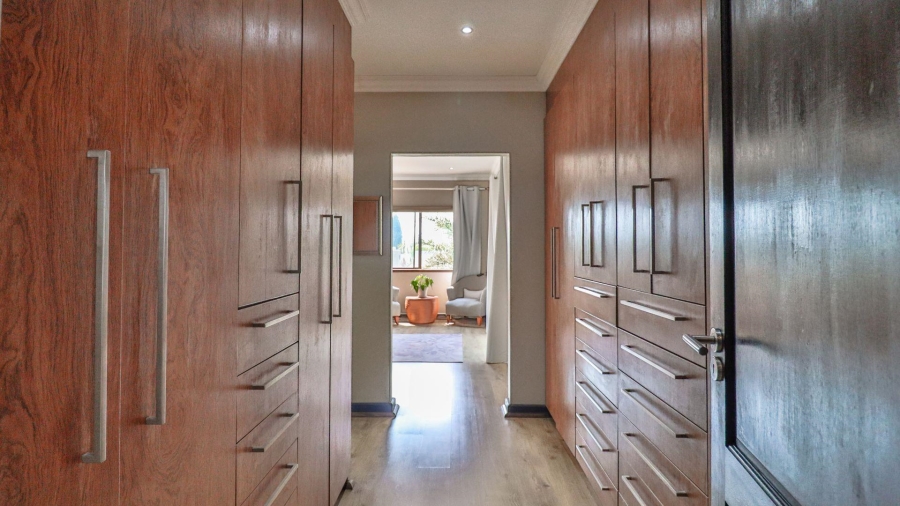 4 Bedroom Property for Sale in Fairland Gauteng