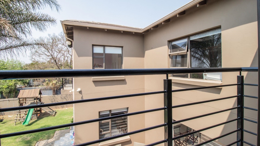 4 Bedroom Property for Sale in Fairland Gauteng