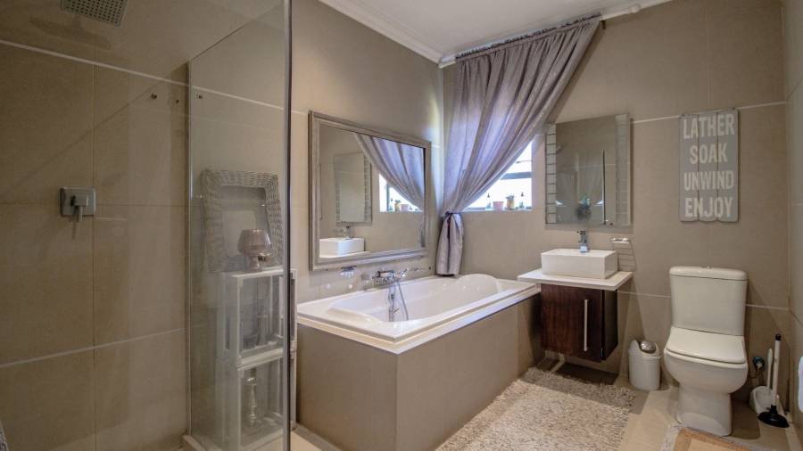 4 Bedroom Property for Sale in Fairland Gauteng