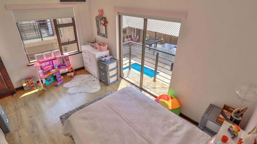 4 Bedroom Property for Sale in Fairland Gauteng