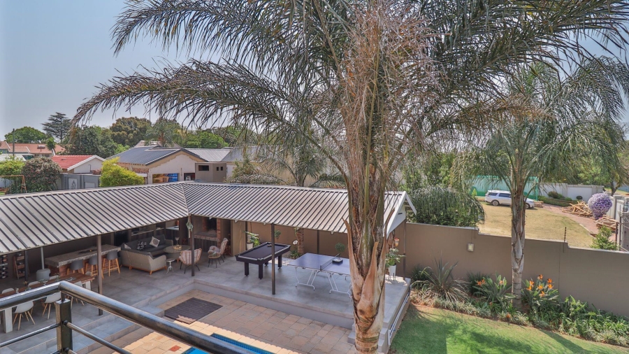 4 Bedroom Property for Sale in Fairland Gauteng