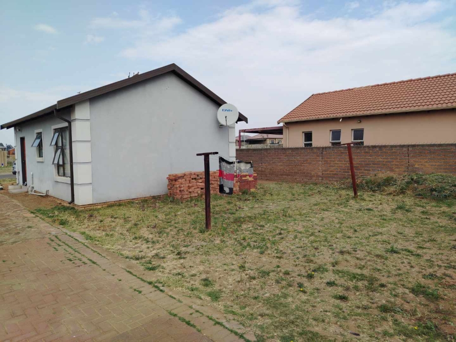 2 Bedroom Property for Sale in Sharon Park Gauteng