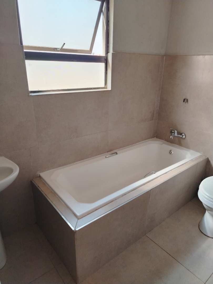 2 Bedroom Property for Sale in Sharon Park Gauteng