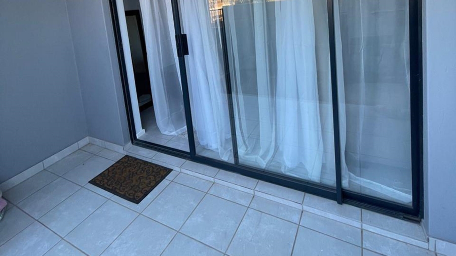 2 Bedroom Property for Sale in Kosmosdal Gauteng