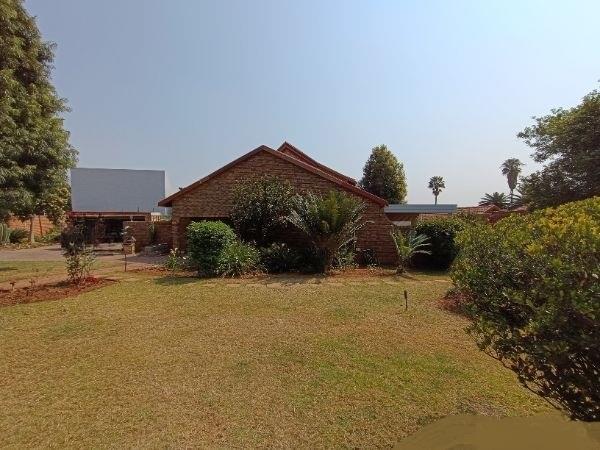 3 Bedroom Property for Sale in Rooihuiskraal Gauteng