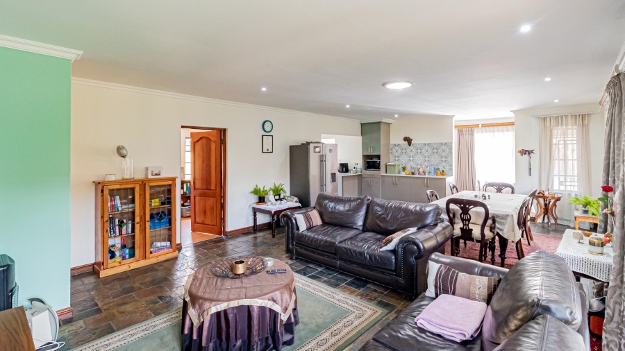 3 Bedroom Property for Sale in Noordwyk Gauteng