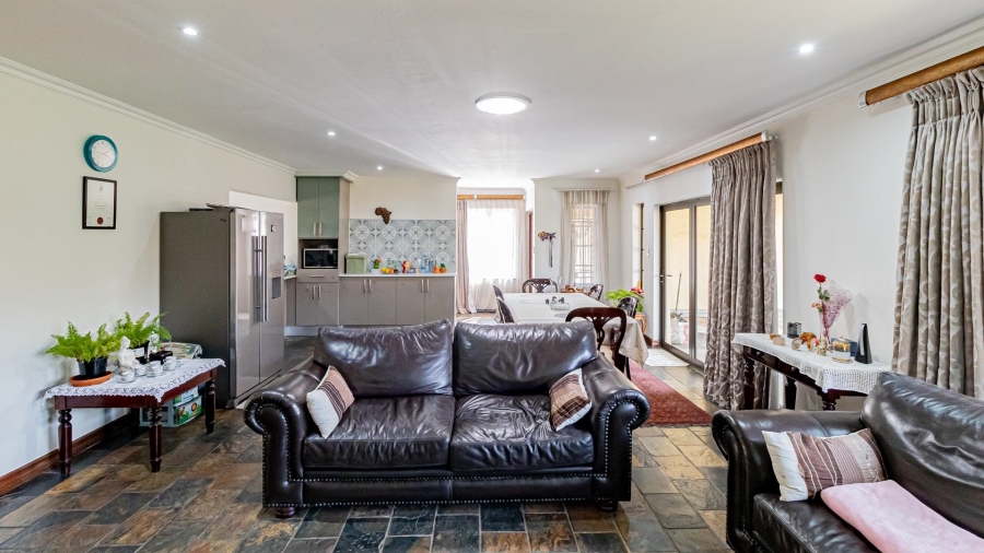 3 Bedroom Property for Sale in Noordwyk Gauteng