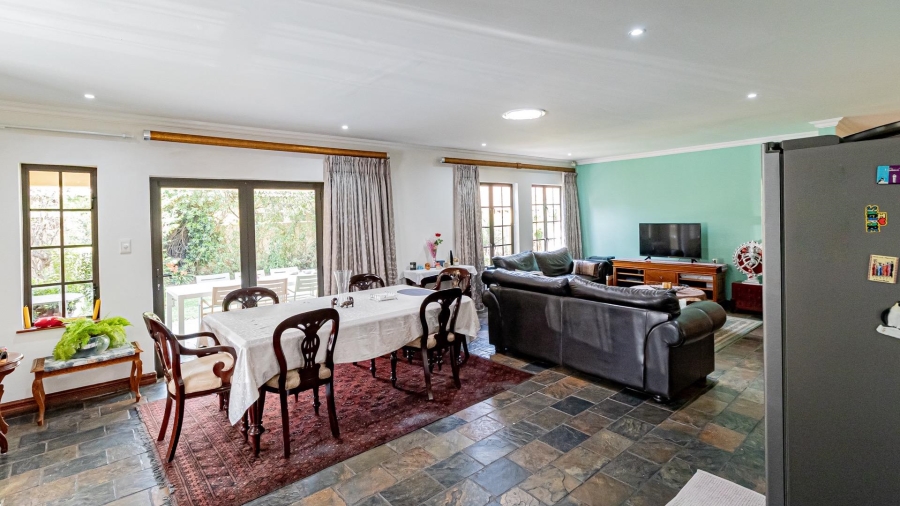 3 Bedroom Property for Sale in Noordwyk Gauteng