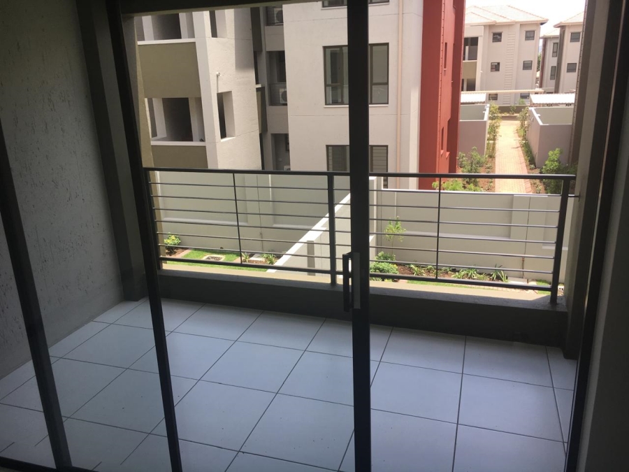 To Let 2 Bedroom Property for Rent in Fourways Gauteng
