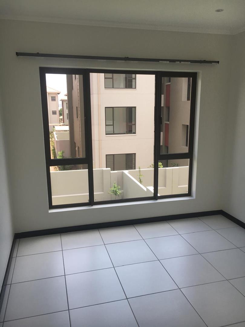 To Let 2 Bedroom Property for Rent in Fourways Gauteng