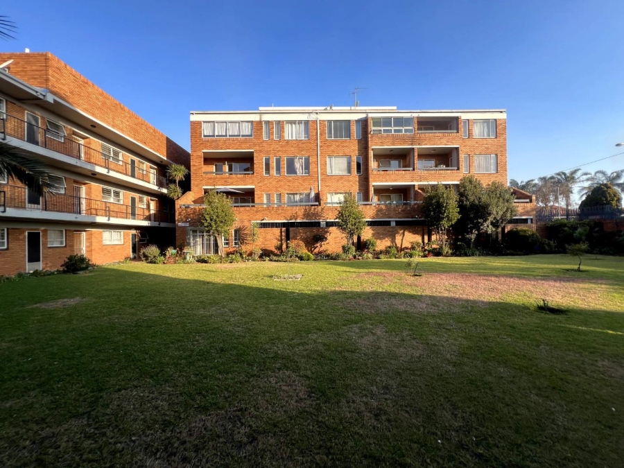 To Let 1 Bedroom Property for Rent in Malvern East Gauteng