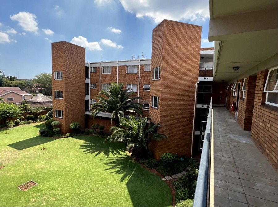 To Let 1 Bedroom Property for Rent in Malvern East Gauteng