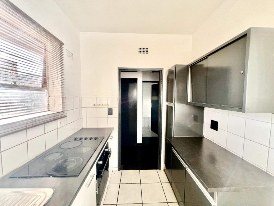 To Let 1 Bedroom Property for Rent in Malvern East Gauteng