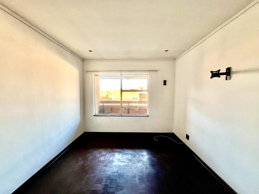 To Let 1 Bedroom Property for Rent in Malvern East Gauteng