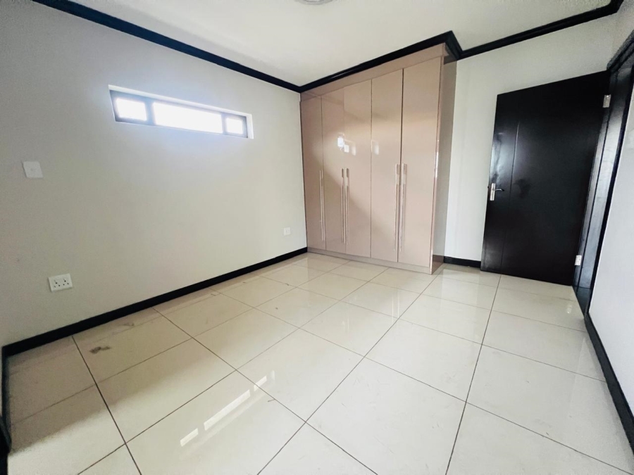 To Let 1 Bedroom Property for Rent in Broadacres Gauteng