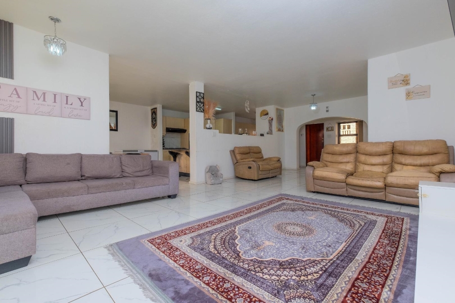 3 Bedroom Property for Sale in Bramley Park Gauteng