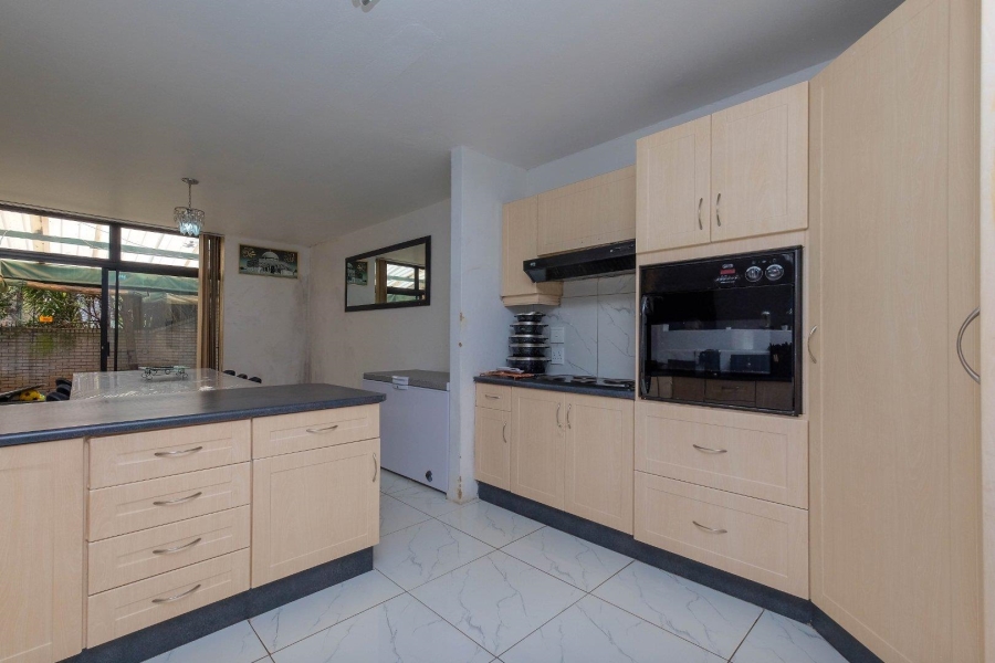 3 Bedroom Property for Sale in Bramley Park Gauteng