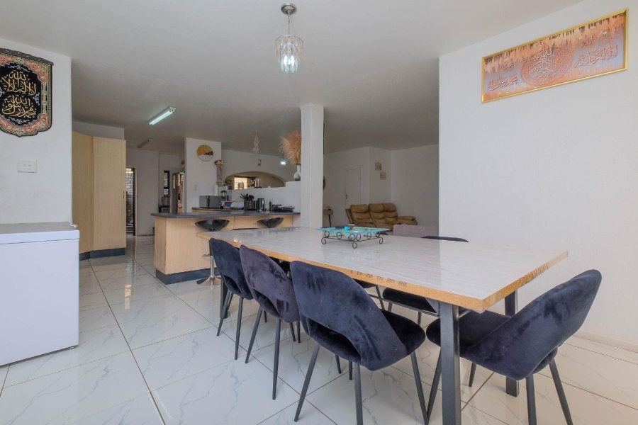 3 Bedroom Property for Sale in Bramley Park Gauteng