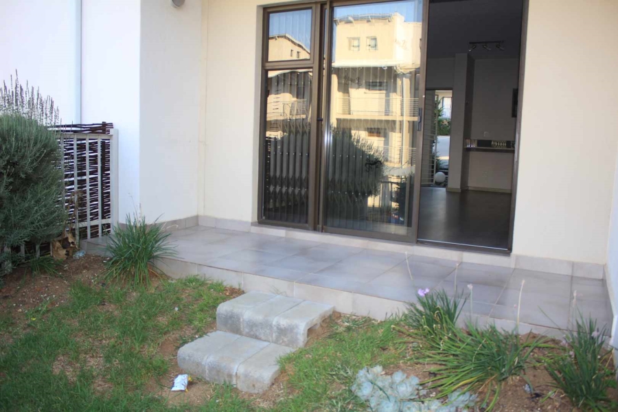 2 Bedroom Property for Sale in Lonehill Gauteng