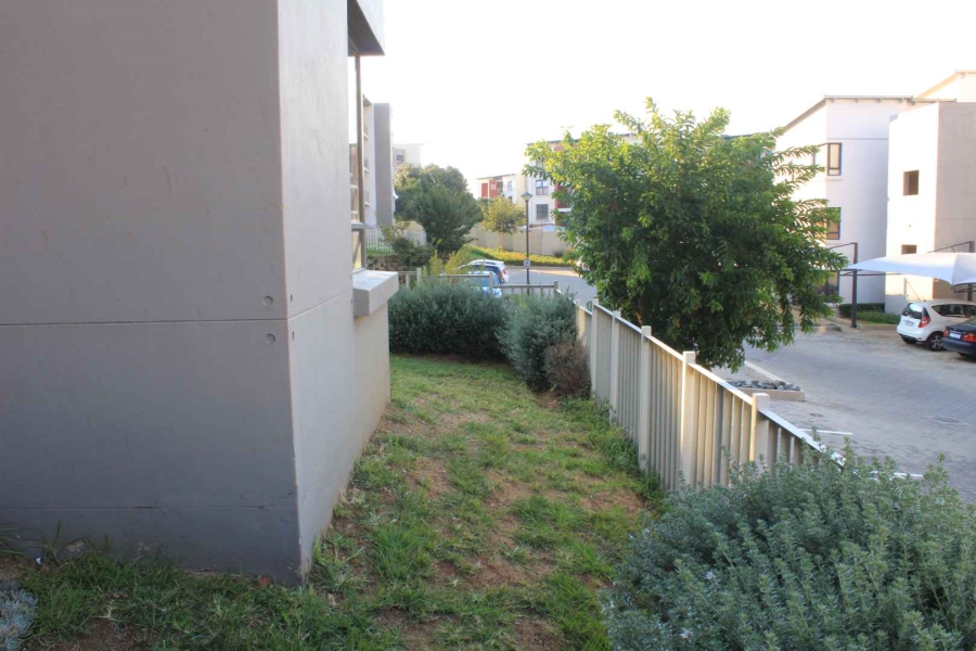 2 Bedroom Property for Sale in Lonehill Gauteng