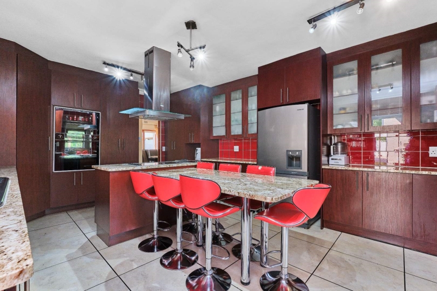 6 Bedroom Property for Sale in Bordeaux Gauteng