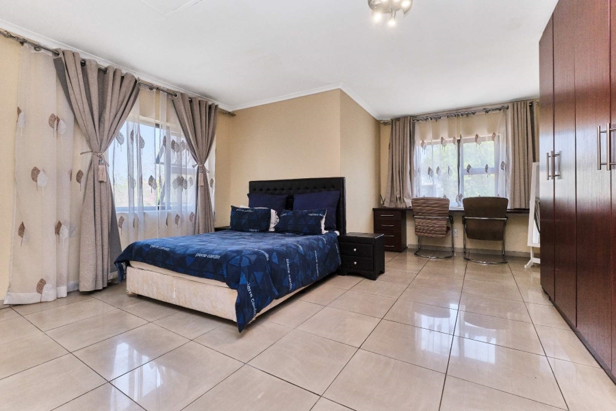6 Bedroom Property for Sale in Bordeaux Gauteng
