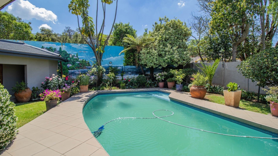 6 Bedroom Property for Sale in Bordeaux Gauteng