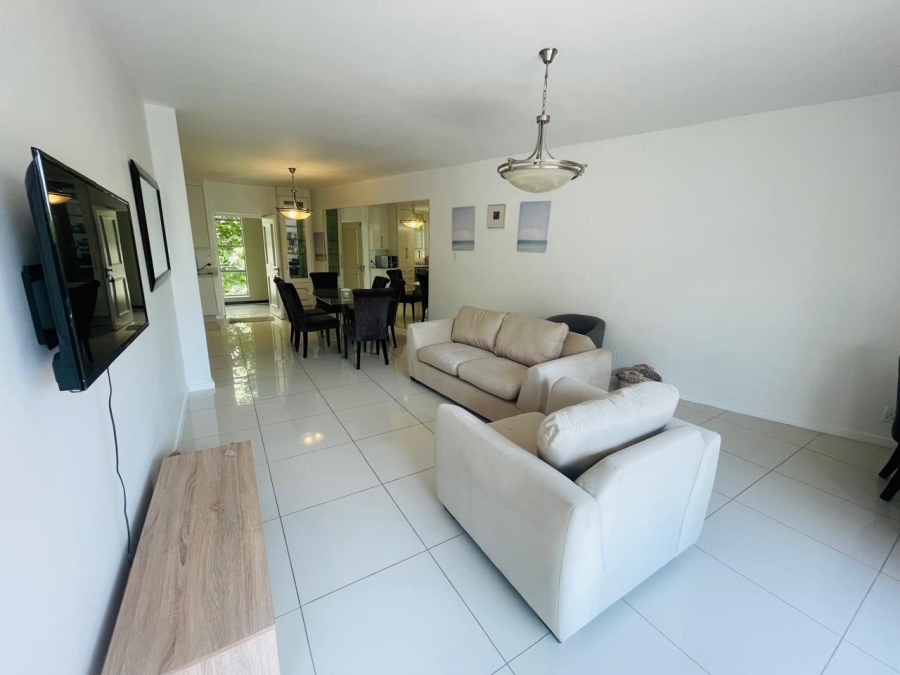 To Let 2 Bedroom Property for Rent in Sandhurst Gauteng