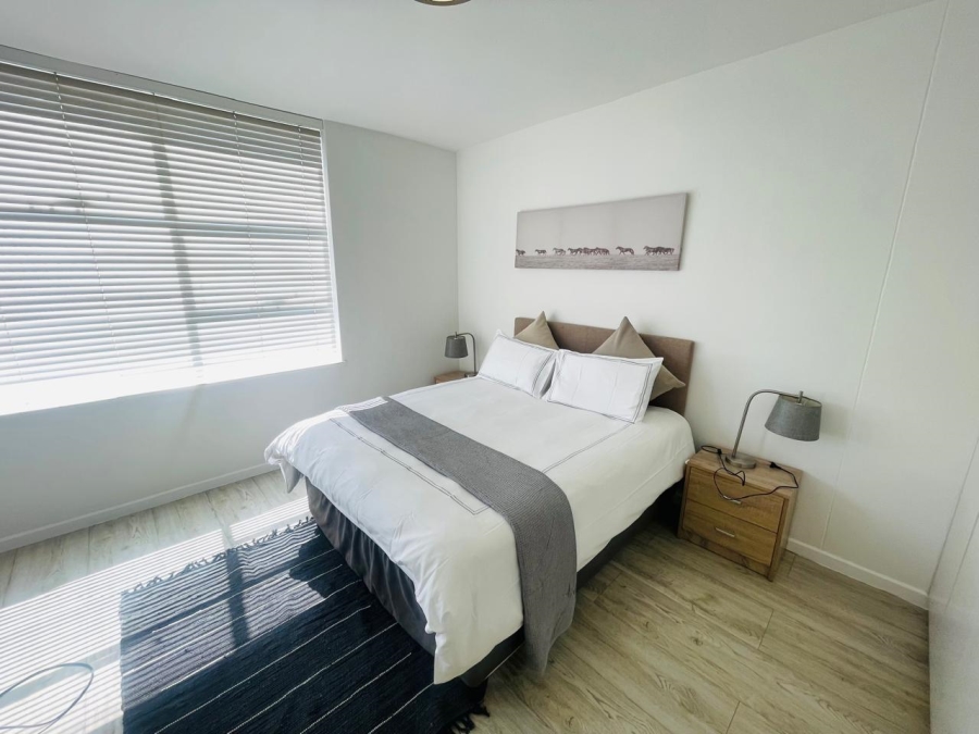 To Let 2 Bedroom Property for Rent in Sandhurst Gauteng