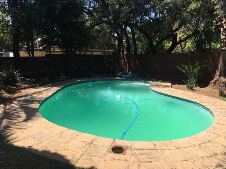 5 Bedroom Property for Sale in The Reeds Gauteng
