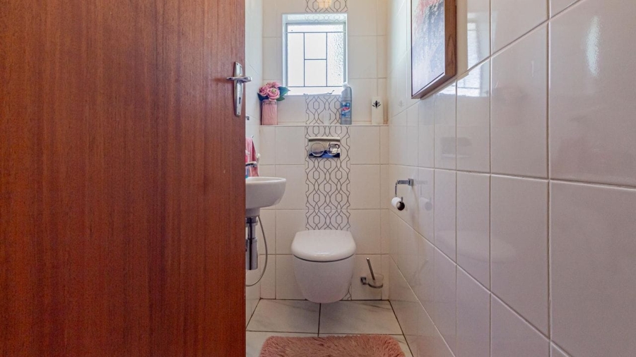 3 Bedroom Property for Sale in Meyerspark Gauteng