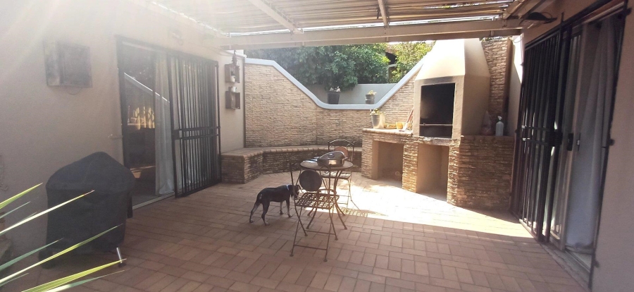 To Let 1 Bedroom Property for Rent in Menlo Park Gauteng