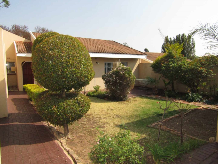 3 Bedroom Property for Sale in Atholl Gauteng