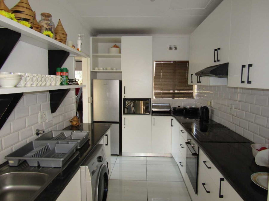 3 Bedroom Property for Sale in Atholl Gauteng