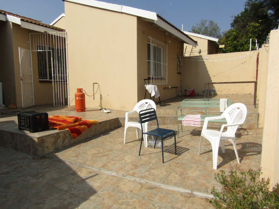 3 Bedroom Property for Sale in Atholl Gauteng