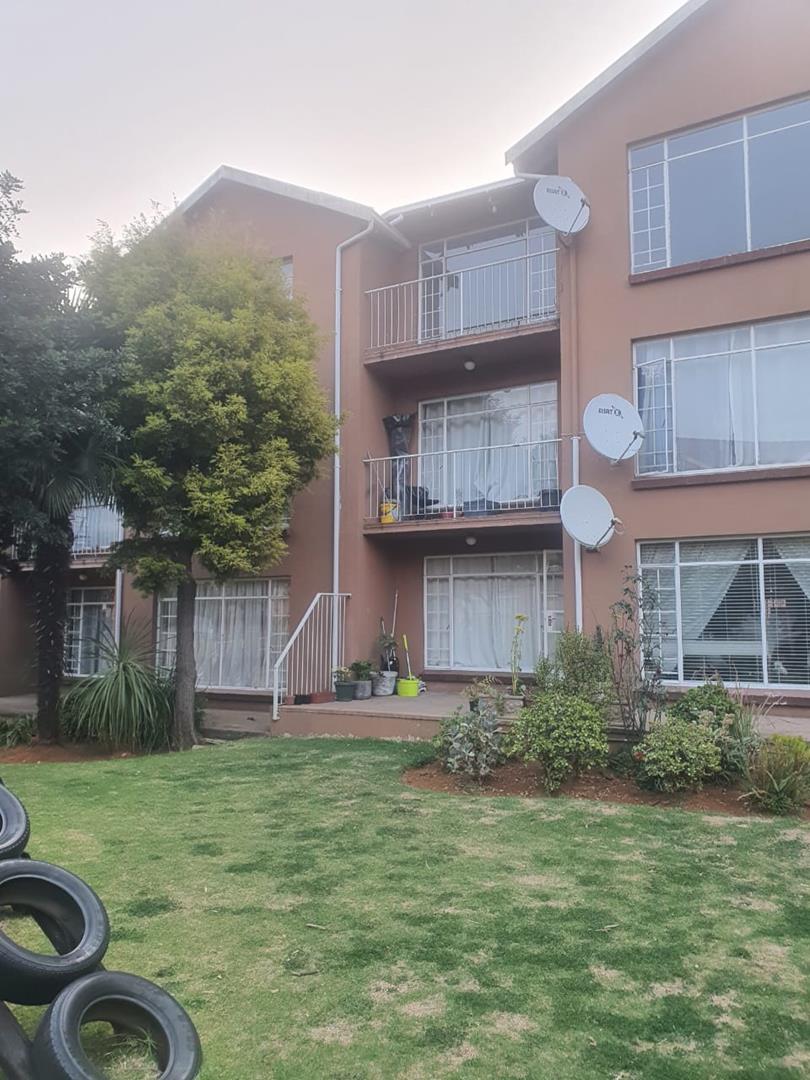 2 Bedroom Property for Sale in Florida Gauteng