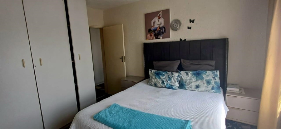 2 Bedroom Property for Sale in Groblerpark Gauteng